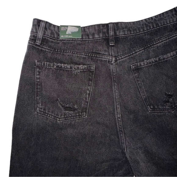 Wild Fable Women’s High-Rise Bermuda Black Wash Distressed Raw Hem Shorts - Picture 12 of 16